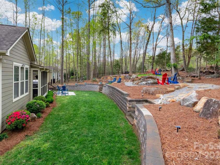 10823 Preservation Park Drive, Charlotte, NC 28214.  MLS# CAR4241793, YatesRealty ID 14423. 