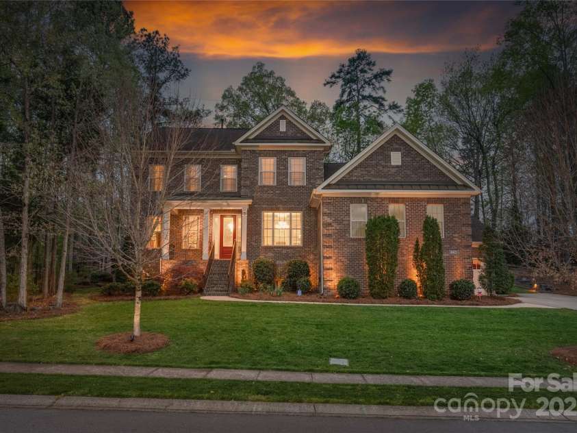 10823 Preservation Park Drive, Charlotte, NC 28214.  MLS# CAR4241793, YatesRealty ID 14423. 