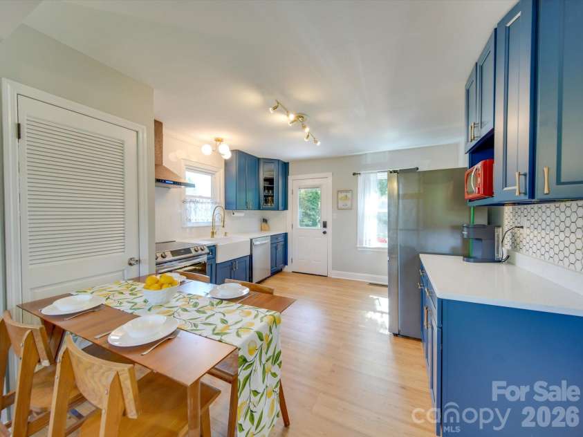 212 Faile Street, Fort Mill, SC 29715.  MLS# CAR4361037, YatesRealty ID 14424. 