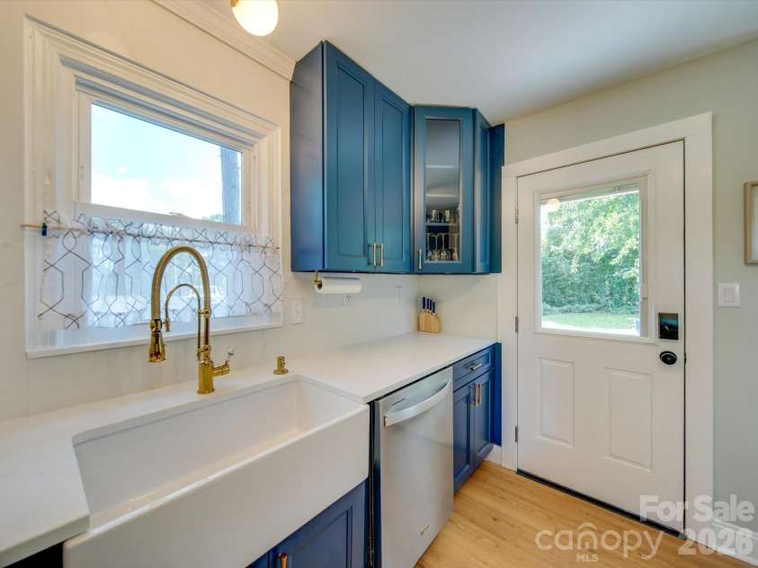 212 Faile Street, Fort Mill, SC 29715.  MLS# CAR4361037, YatesRealty ID 14424. 