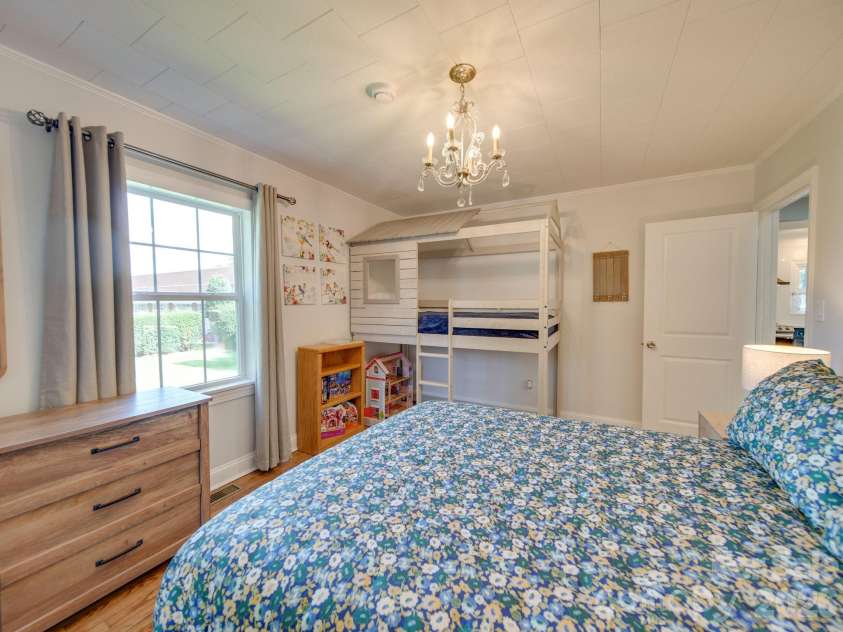 212 Faile Street, Fort Mill, SC 29715.  MLS# CAR4361037, YatesRealty ID 14424. 