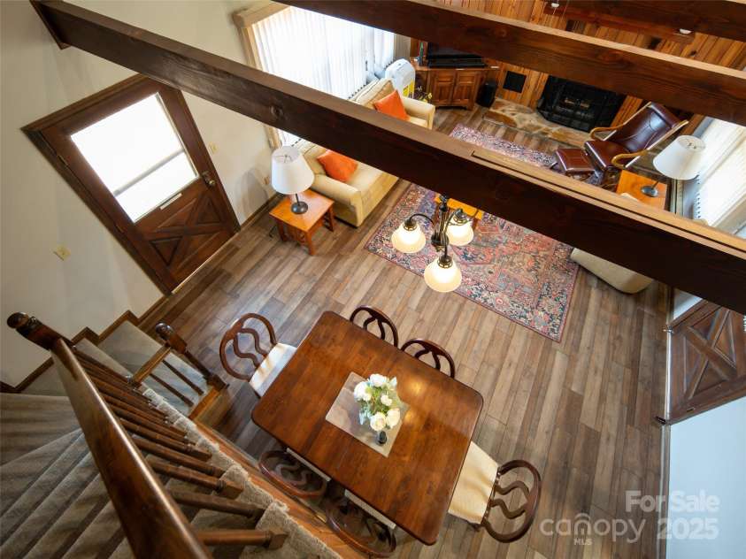 376 Overlook Drive, Burnsville, NC 28714.  MLS# CAR4247465, YatesRealty ID 14424. 