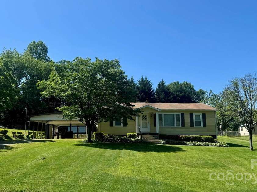 3132 7th Avenue, Conover, NC 28613.  MLS# CAR4259215, YatesRealty ID 14427. Front Focused - Professional photos will be taken on 5/21.
