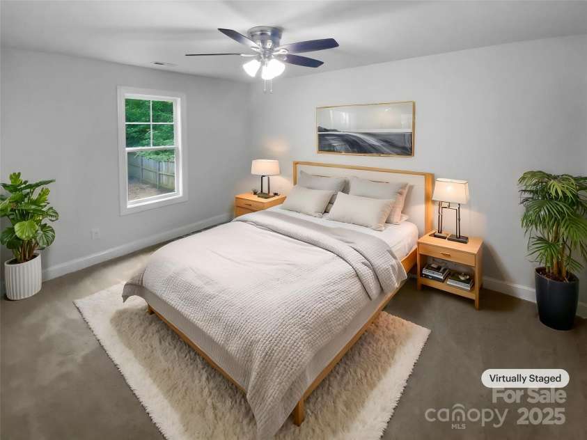 652 Wilson Street, Kannapolis, NC 28083.  MLS# CAR4254326, YatesRealty ID 14429. 