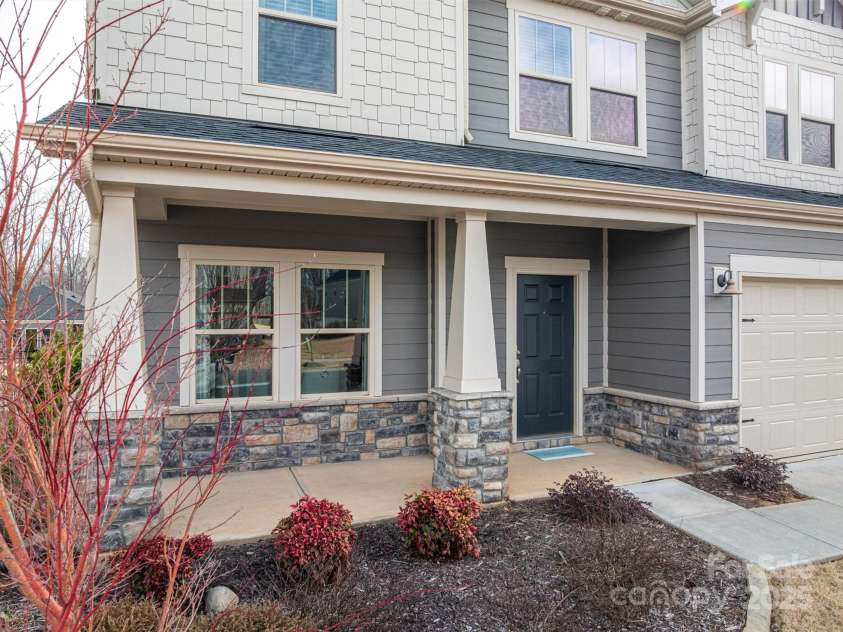 1038 Amberley Crossing Drive, Belmont, NC 28012.  MLS# CAR4227636, YatesRealty ID 1443. 