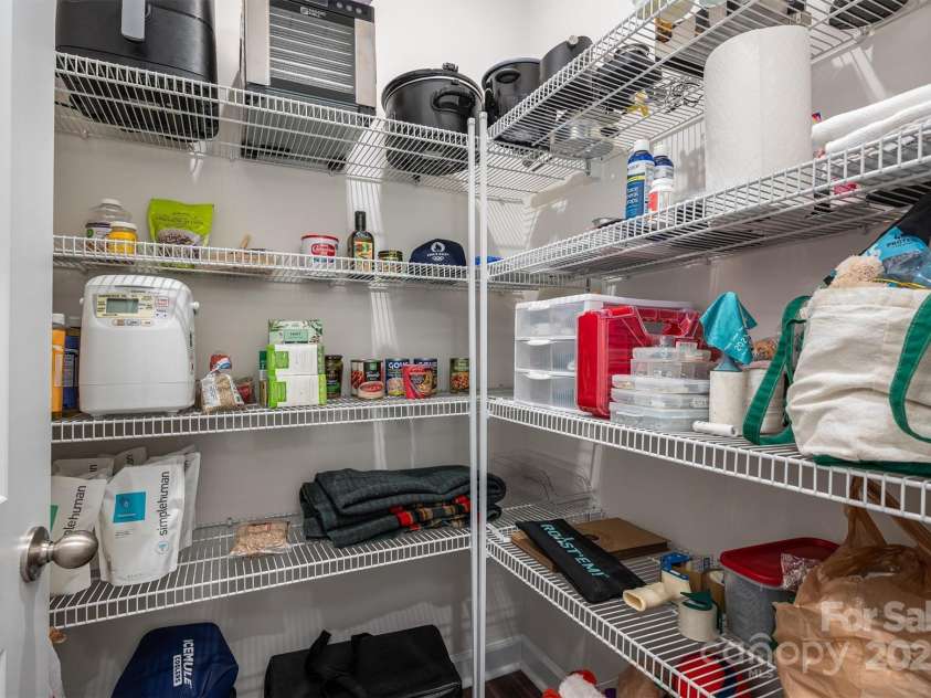 1038 Amberley Crossing Drive, Belmont, NC 28012.  MLS# CAR4227636, YatesRealty ID 1443. 