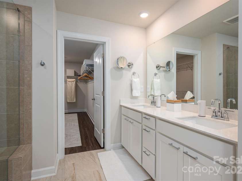 1038 Amberley Crossing Drive, Belmont, NC 28012.  MLS# CAR4227636, YatesRealty ID 1443. 