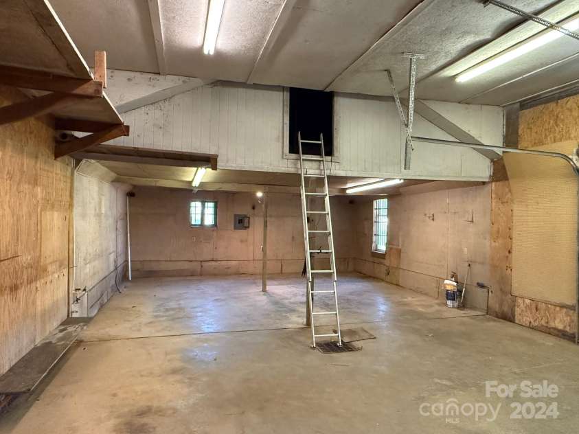 16 New York Avenue, Peachland, NC 28133.  MLS# CAR4192936, YatesRealty ID 14430. 