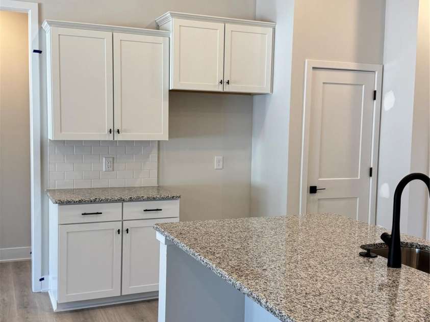 165 Swinford Drive, Salisbury, NC 28146.  MLS# CAR4343599, YatesRealty ID 14430. 