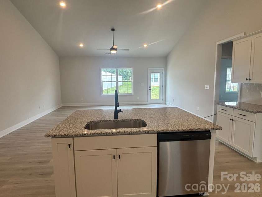 165 Swinford Drive, Salisbury, NC 28146.  MLS# CAR4343599, YatesRealty ID 14430. 