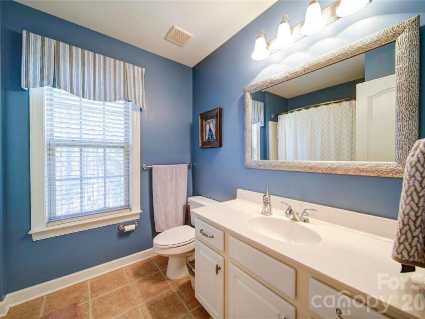 4763 River Hills Drive, Denver, NC 28037.  MLS# CAR4356061, YatesRealty ID 14431. 