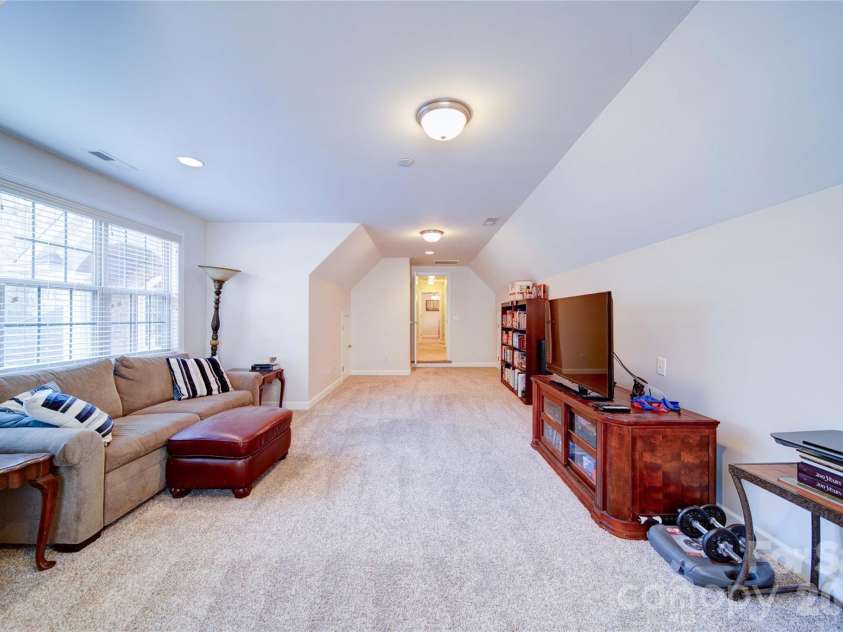 4763 River Hills Drive, Denver, NC 28037.  MLS# CAR4356061, YatesRealty ID 14431. 