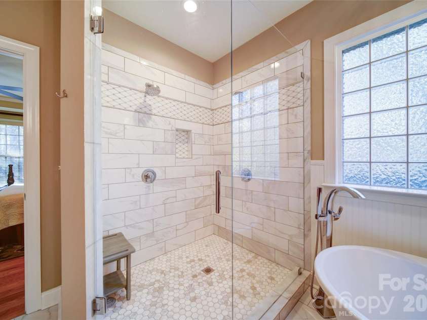 4763 River Hills Drive, Denver, NC 28037.  MLS# CAR4356061, YatesRealty ID 14431. 