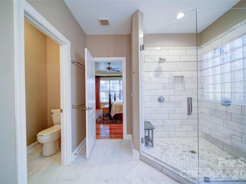 4763 River Hills Drive, Denver, NC 28037.  MLS# CAR4356061, YatesRealty ID 14431. 