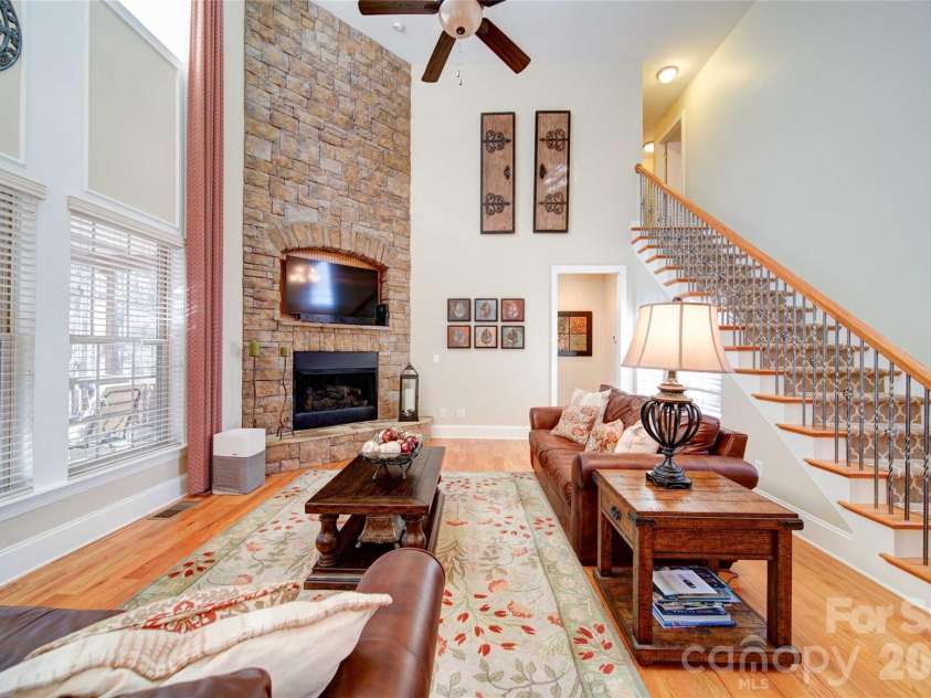 4763 River Hills Drive, Denver, NC 28037.  MLS# CAR4356061, YatesRealty ID 14431. 