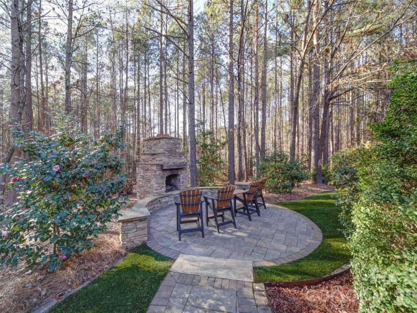 4763 River Hills Drive, Denver, NC 28037.  MLS# CAR4356061, YatesRealty ID 14431. 