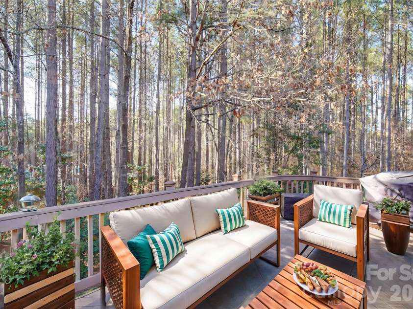 4763 River Hills Drive, Denver, NC 28037.  MLS# CAR4356061, YatesRealty ID 14431. 
