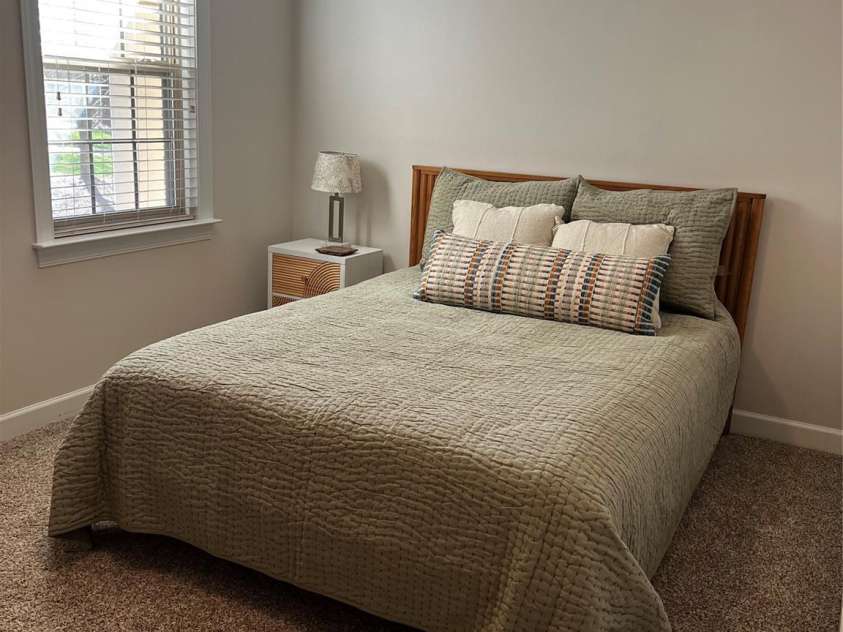 4763 River Hills Drive, Denver, NC 28037.  MLS# CAR4356061, YatesRealty ID 14431. 
