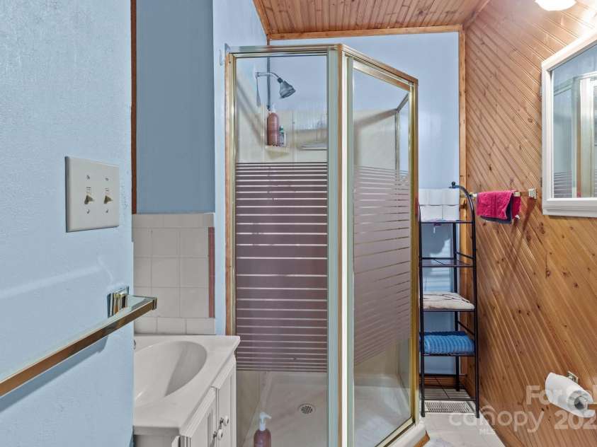 746 Springwood Drive, Mount Gilead, NC 27306.  MLS# CAR4178763, YatesRealty ID 14431. 