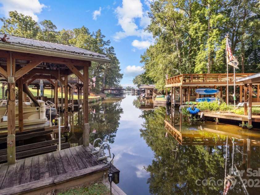 746 Springwood Drive, Mount Gilead, NC 27306.  MLS# CAR4178763, YatesRealty ID 14431. 