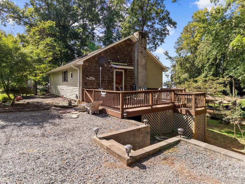 746 Springwood Drive, Mount Gilead, NC 27306.  MLS# CAR4178763, YatesRealty ID 14431. 