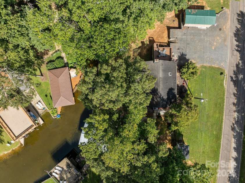 746 Springwood Drive, Mount Gilead, NC 27306.  MLS# CAR4178763, YatesRealty ID 14431. 