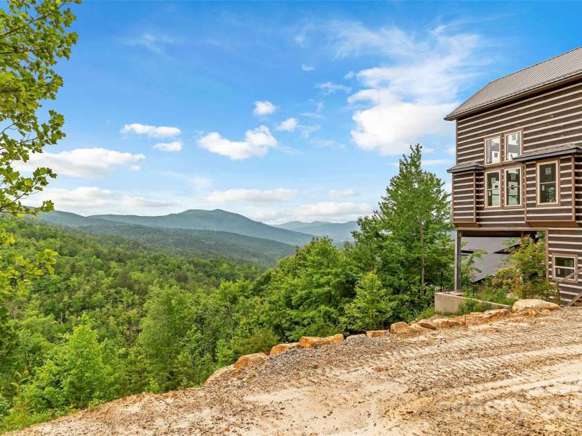 548 Wilderness Drive, Marion, NC 28752.  MLS# CAR4259764, YatesRealty ID 14432. 