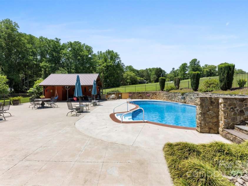 148 Fairway Drive, Forest City, NC 28043.  MLS# CAR4257747, YatesRealty ID 14433. 