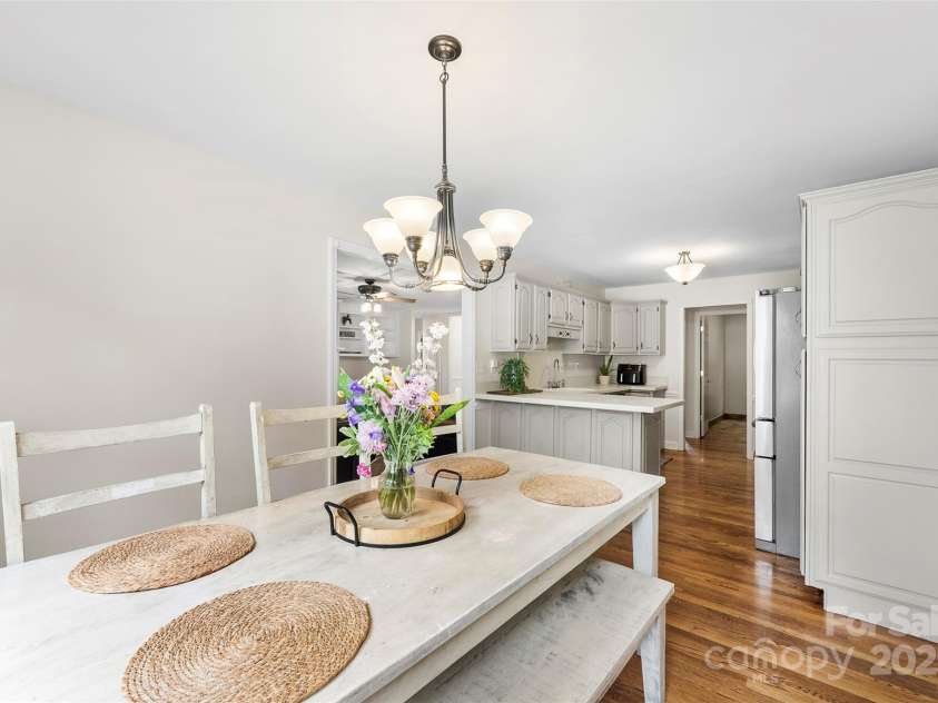 148 Fairway Drive, Forest City, NC 28043.  MLS# CAR4257747, YatesRealty ID 14433. Breakfast nook