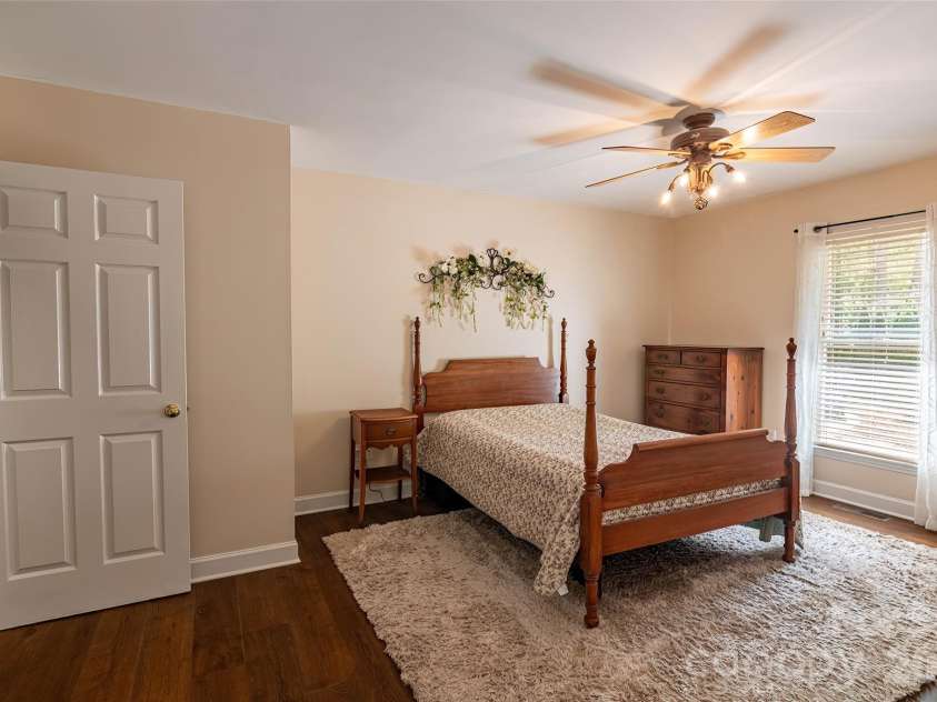 189 Ridgeview Drive, Rutherfordton, NC 28139.  MLS# CAR4369885, YatesRealty ID 14433. 