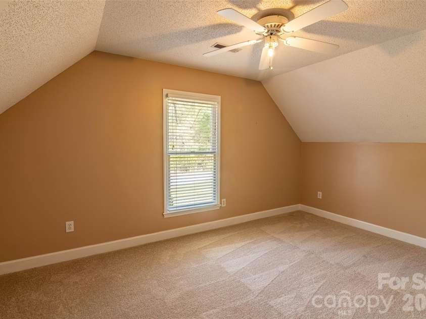 189 Ridgeview Drive, Rutherfordton, NC 28139.  MLS# CAR4369885, YatesRealty ID 14433. 