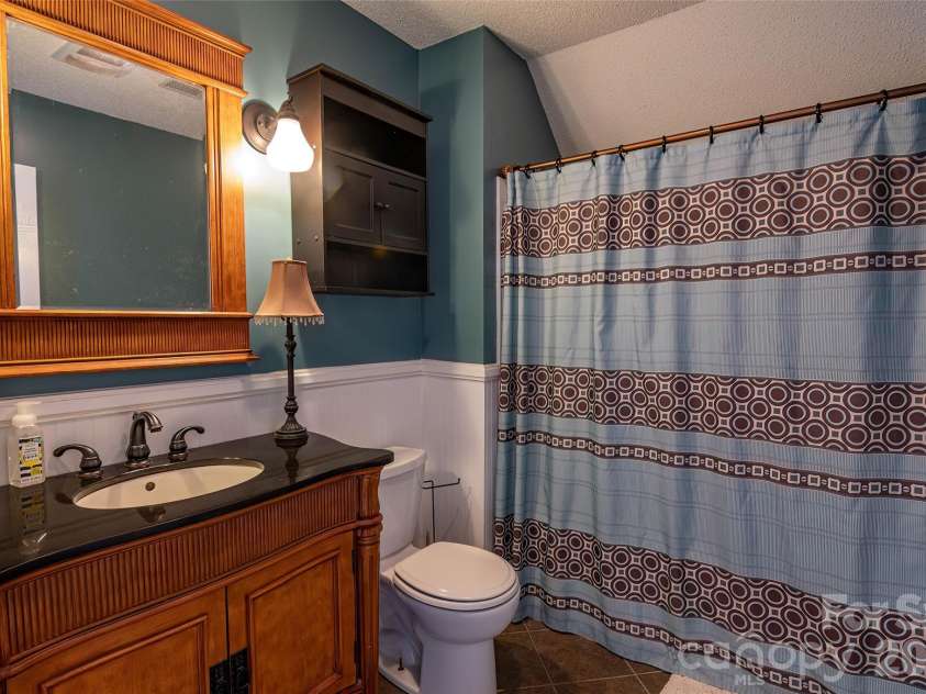 189 Ridgeview Drive, Rutherfordton, NC 28139.  MLS# CAR4369885, YatesRealty ID 14433. 