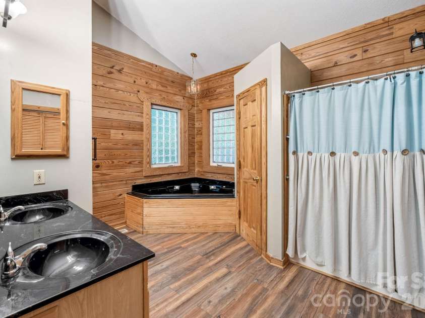 143 Rosewood Lane, Rutherfordton, NC 28139.  MLS# CAR4429610, YatesRealty ID 14435. 