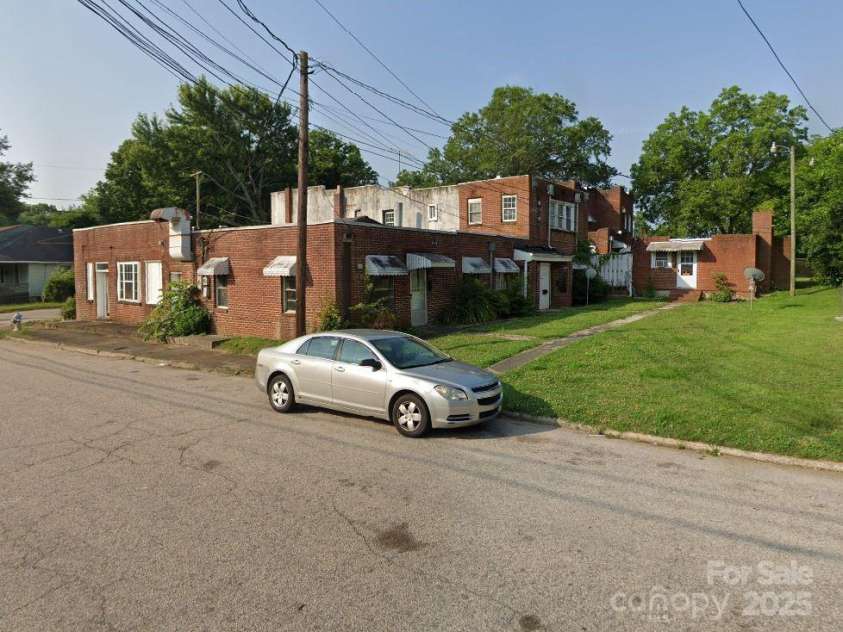 1205 Bank Street, Salisbury, NC 28144.  MLS# CAR4244422, YatesRealty ID 14436. 