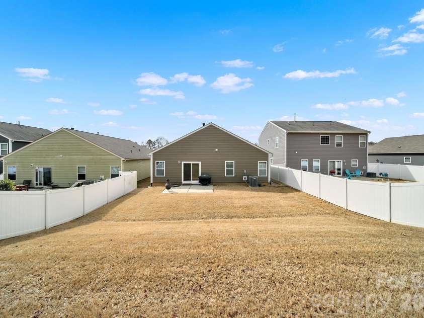 1576 Spring Blossom Trail, Fort Mill, SC 29708.  MLS# CAR4345019, YatesRealty ID 14436. 