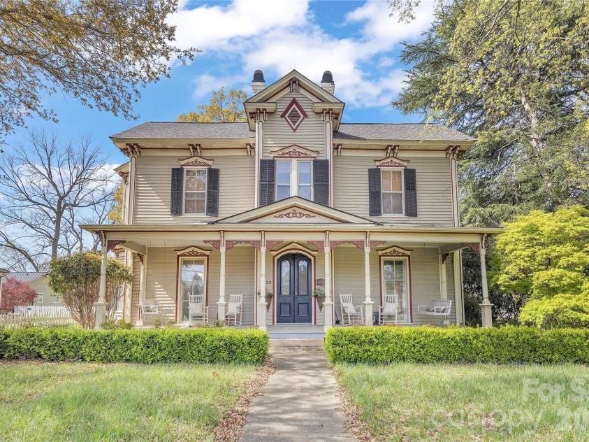 120 Fulton Street, Salisbury, NC 28144.  MLS# CAR4362171, YatesRealty ID 14437. 