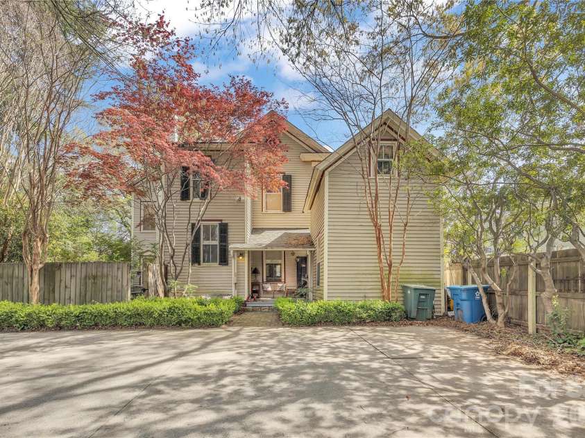 120 Fulton Street, Salisbury, NC 28144.  MLS# CAR4362171, YatesRealty ID 14437. 