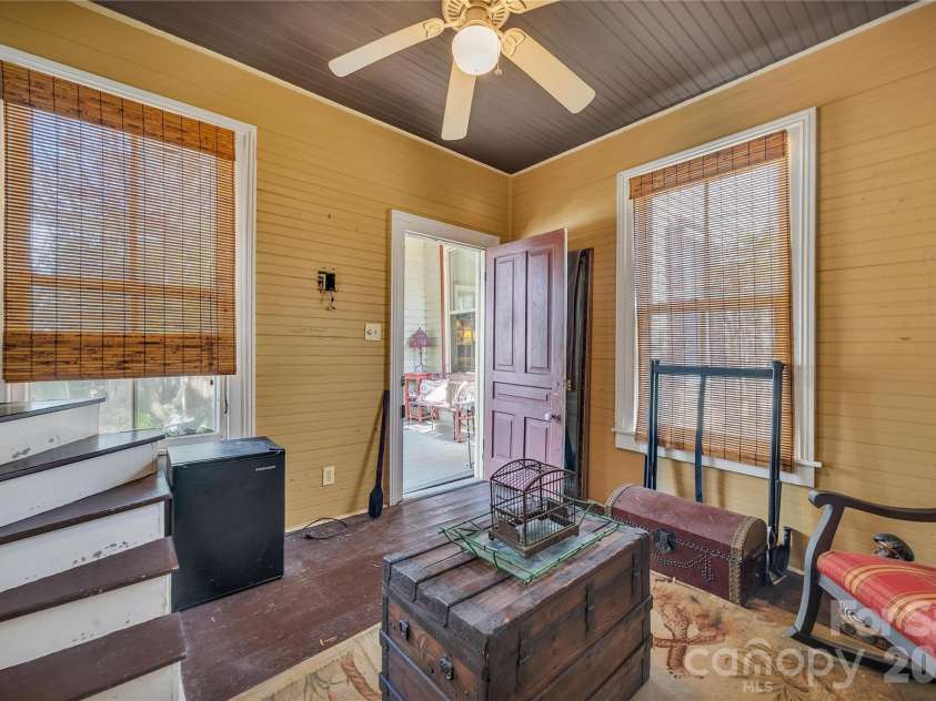 120 Fulton Street, Salisbury, NC 28144.  MLS# CAR4362171, YatesRealty ID 14437. 