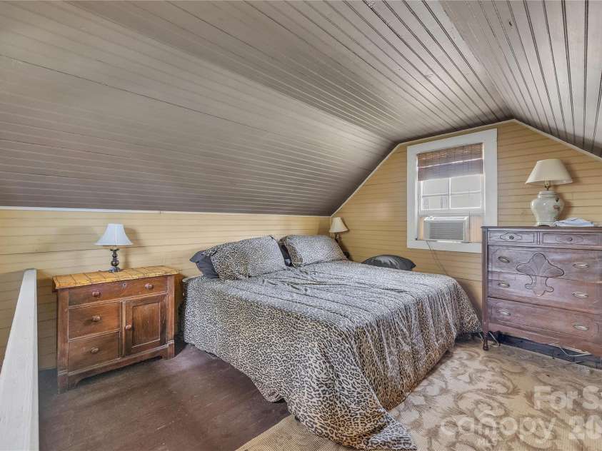 120 Fulton Street, Salisbury, NC 28144.  MLS# CAR4362171, YatesRealty ID 14437. 
