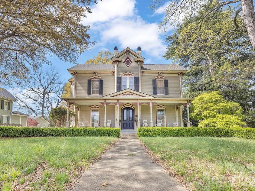 120 Fulton Street, Salisbury, NC 28144.  MLS# CAR4362171, YatesRealty ID 14437. 