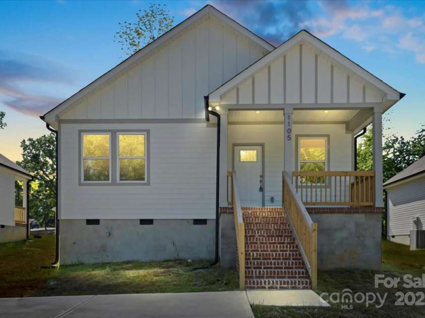 1105 Kenly Street, Salisbury, NC 28144.  MLS# CAR4200438, YatesRealty ID 14438. 