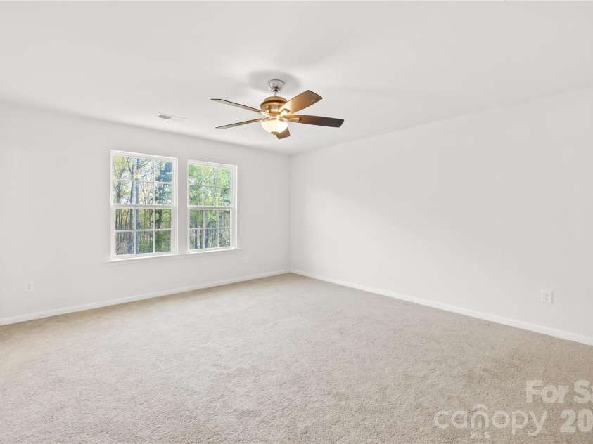1072 Willow Bend Drive, Fort Mill, SC 29708.  MLS# CAR4393980, YatesRealty ID 14439. 