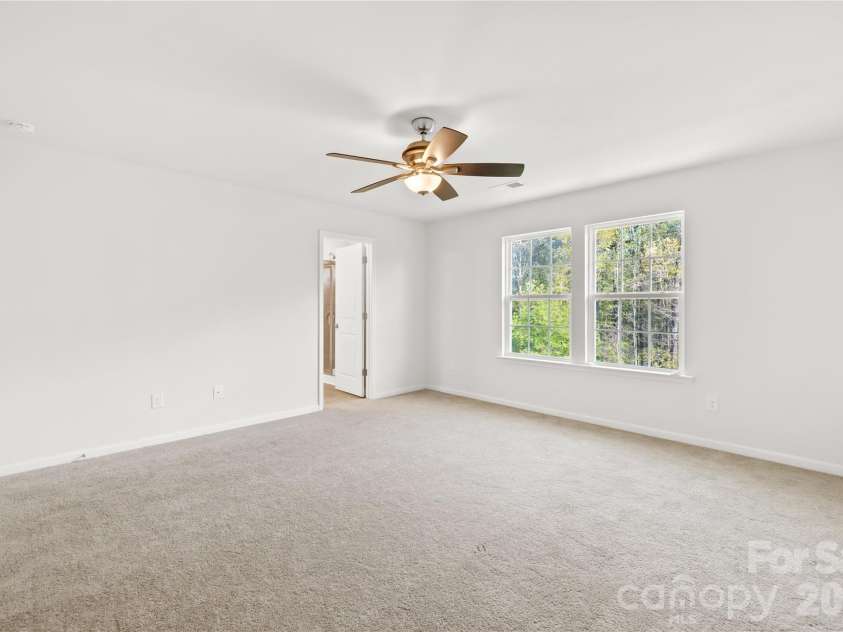 1072 Willow Bend Drive, Fort Mill, SC 29708.  MLS# CAR4393980, YatesRealty ID 14439. 
