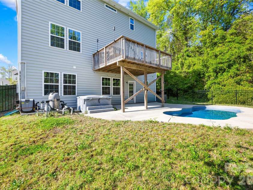 1072 Willow Bend Drive, Fort Mill, SC 29708.  MLS# CAR4393980, YatesRealty ID 14439. 