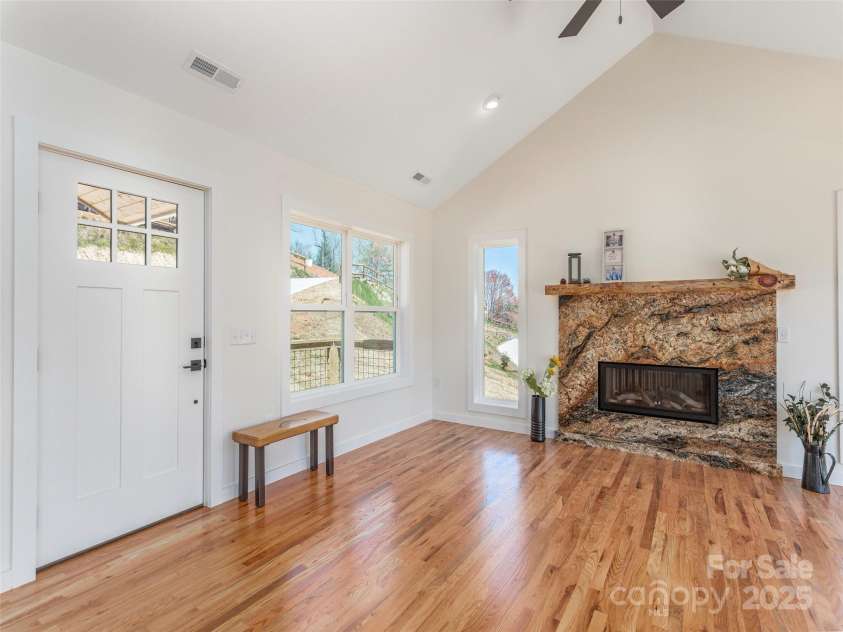 191 Aster Ridge Drive, Waynesville, NC 28786.  MLS# CAR4248737, YatesRealty ID 14439. 