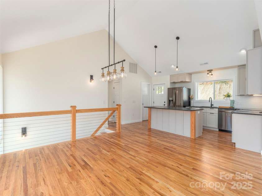 191 Aster Ridge Drive, Waynesville, NC 28786.  MLS# CAR4248737, YatesRealty ID 14439. 