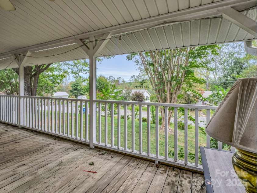 200 Frost Road, Saluda, NC 28773.  MLS# CAR4186727, YatesRealty ID 14440. 