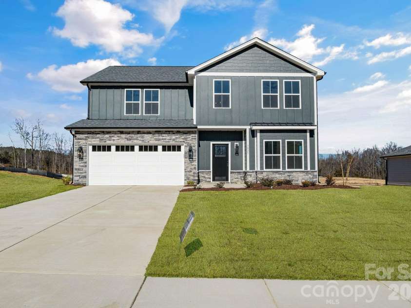 1335 Winged Way, Kannapolis, NC 28083.  MLS# CAR4357886, YatesRealty ID 14441. 