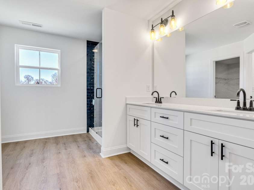 1335 Winged Way, Kannapolis, NC 28083.  MLS# CAR4357886, YatesRealty ID 14441. 