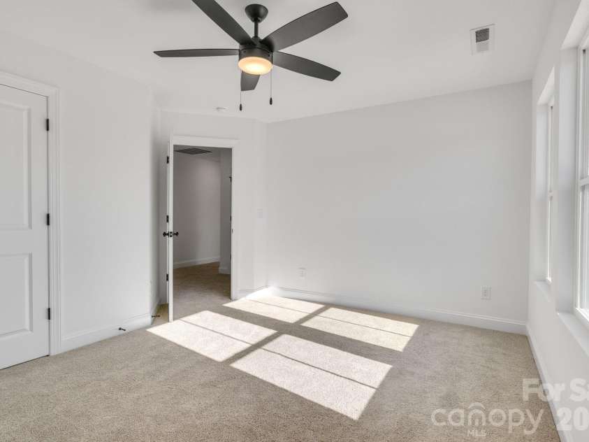 1335 Winged Way, Kannapolis, NC 28083.  MLS# CAR4357886, YatesRealty ID 14441. 